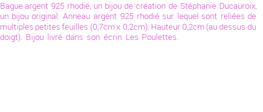 Drôle de créations de Bijoux Fantaisie, c'est un design inattendu que nous réservait Stephanie Ducauroix. Créé avec passion, ces Bijoux Fantaisie en Argent sauront combler chaque Femme amateur de bijoux et accessoires originaux. Il en reste 8 exemplaires, commandez rapidement. Le bijou vous sera expédié directement du site www.lespoulettes-bijoux.fr, dans son écrin bleu turquoise original.
