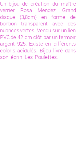 Drôle de créations de Bijoux Fantaisie, c'est un design inattendu que nous réservait Rosa Mendez. Créé avec passion, ces Bijoux Fantaisie en Verre sauront combler chaque Femme amateur de bijoux et accessoires originaux. Il en reste 2 exemplaires, commandez rapidement. Le bijou vous sera expédié directement du site www.lespoulettes-bijoux.fr, dans son écrin bleu turquoise original.
